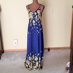 Beautiful sunflower sun dress Sz Large